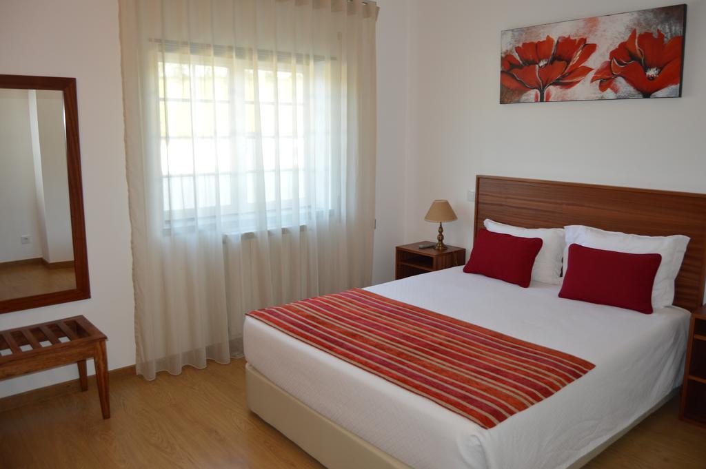 Hotel Louro Obidos Exterior photo